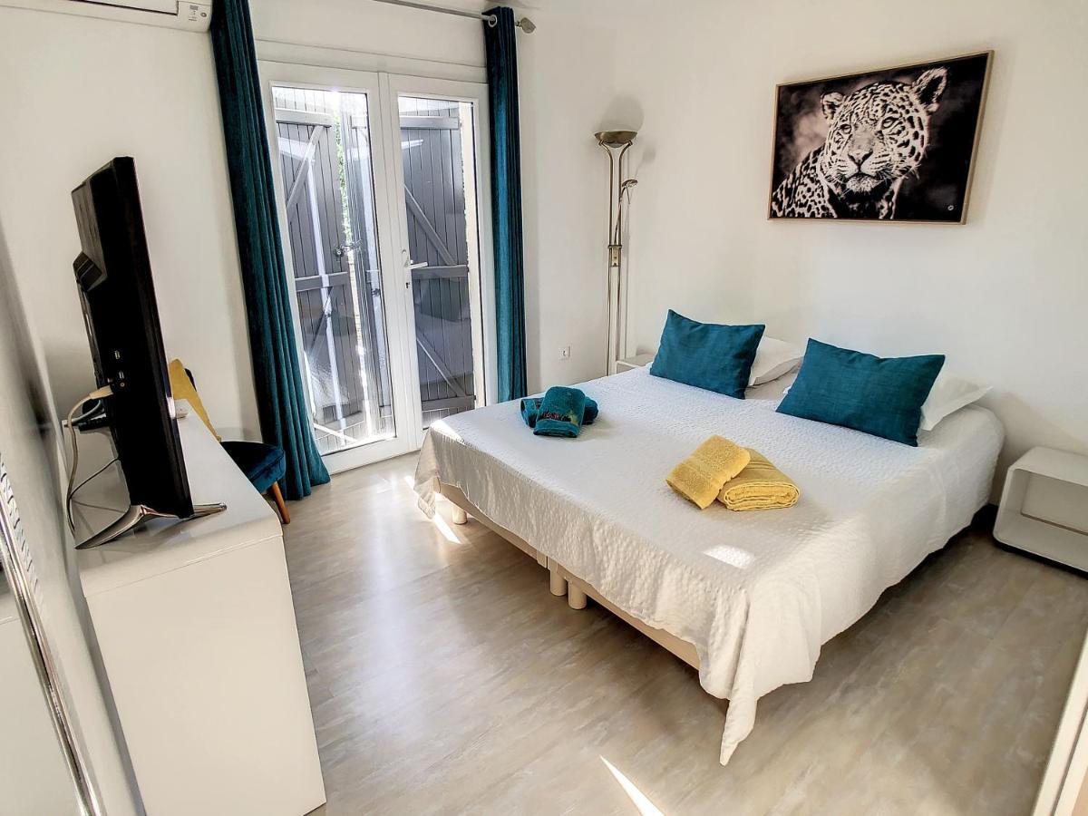 3 Bedrooms Villa Near Cannes - Pool & Jacuzzi - Sea View Mandelieu Eksteriør billede