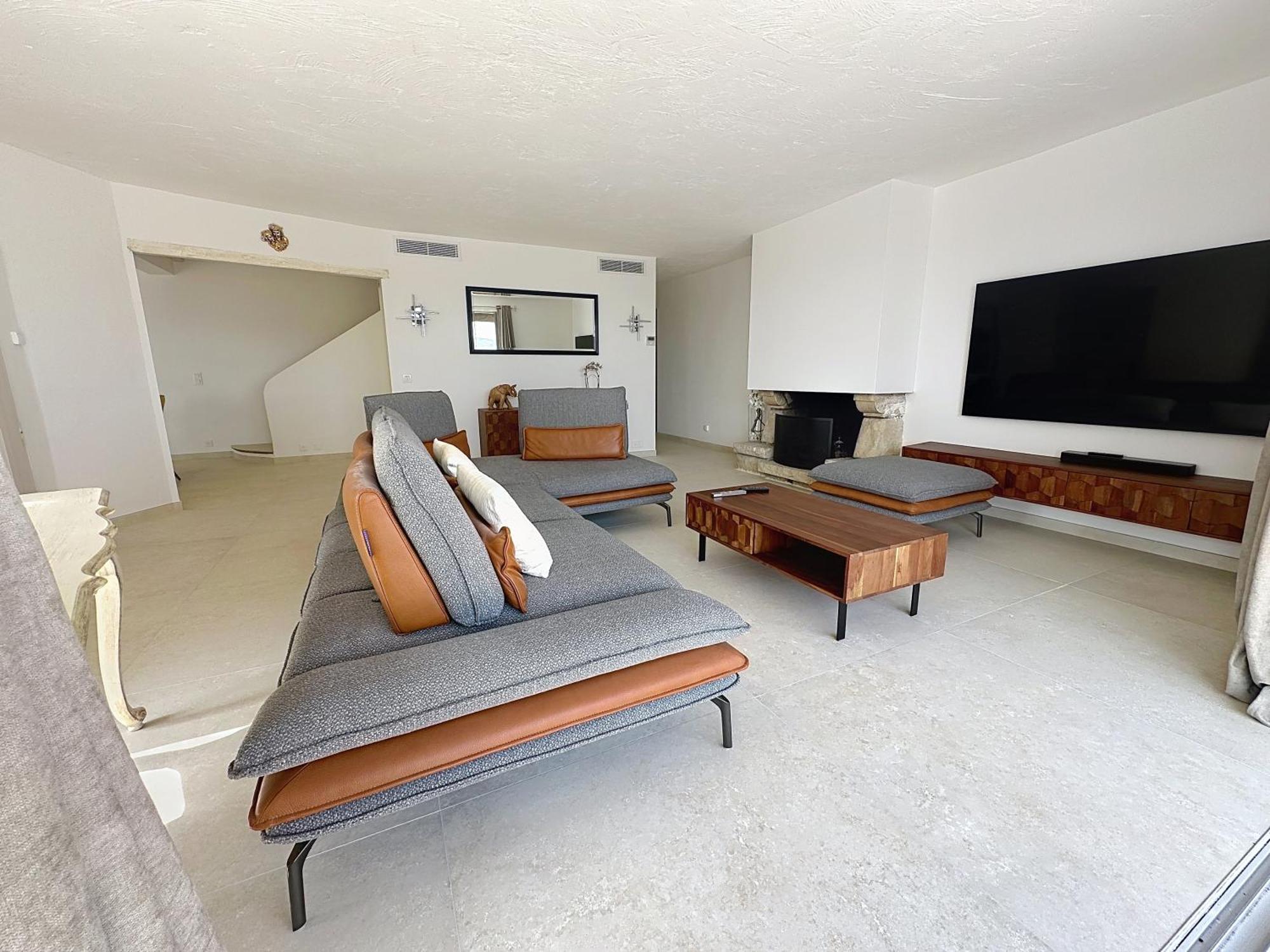 3 Bedrooms Villa Near Cannes - Pool & Jacuzzi - Sea View Mandelieu Eksteriør billede