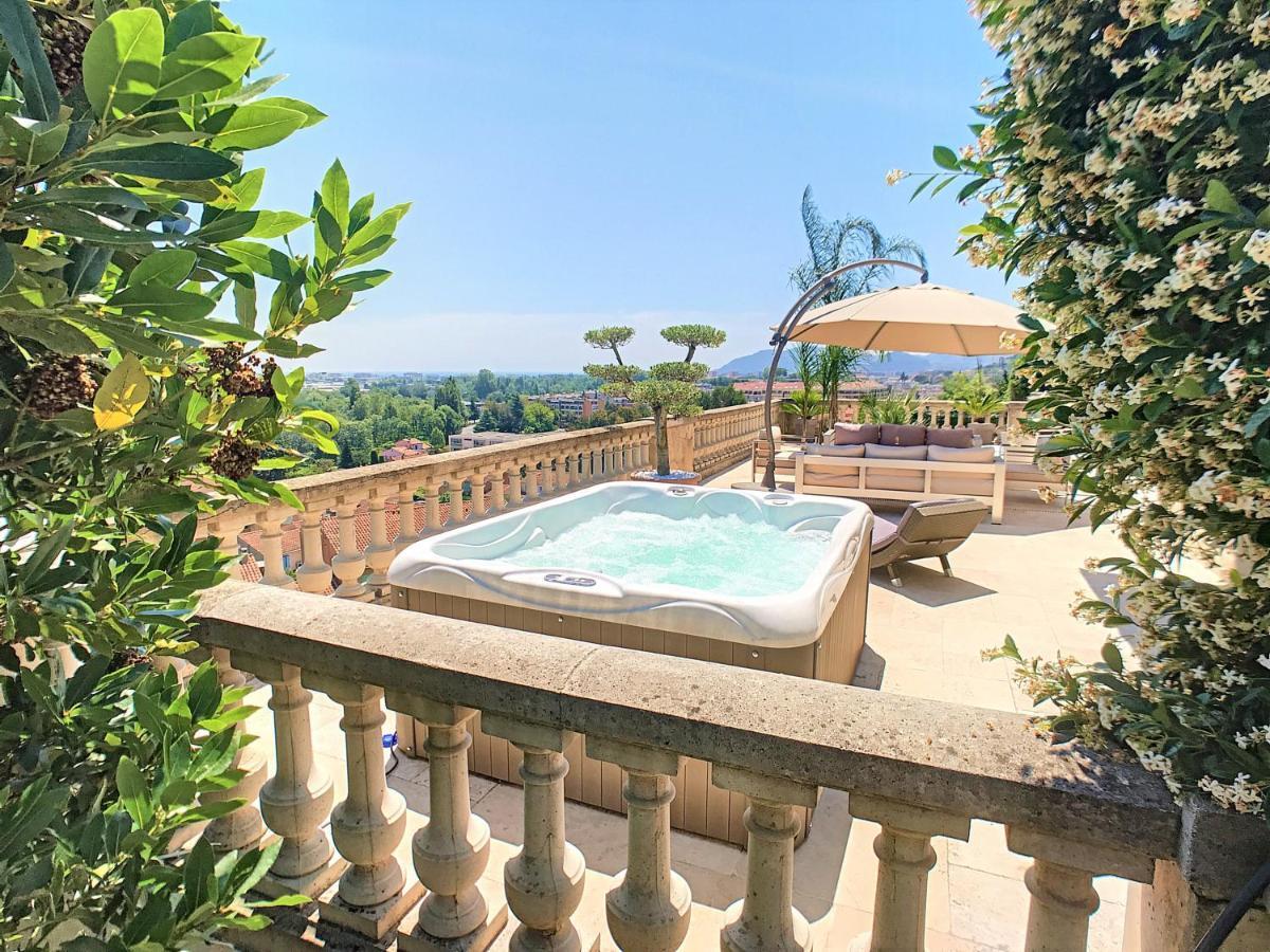3 Bedrooms Villa Near Cannes - Pool & Jacuzzi - Sea View Mandelieu Eksteriør billede